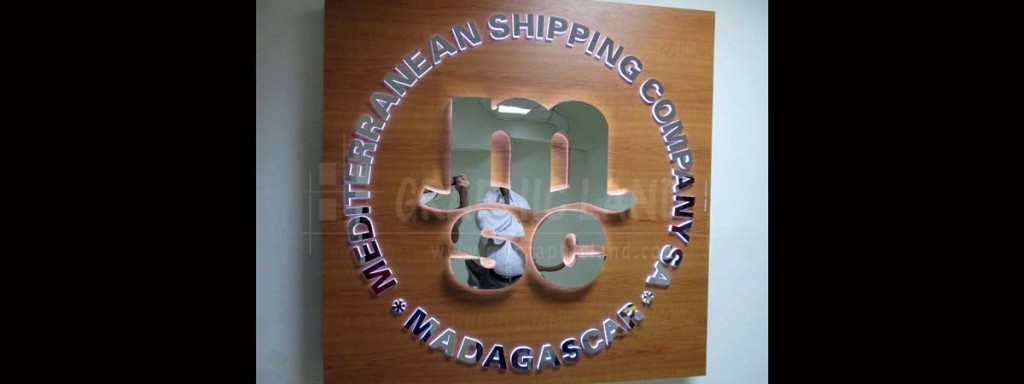 Lettres lumineuses MSC