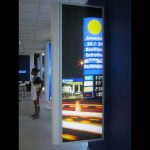 Jovenna, drapeaux lumineux